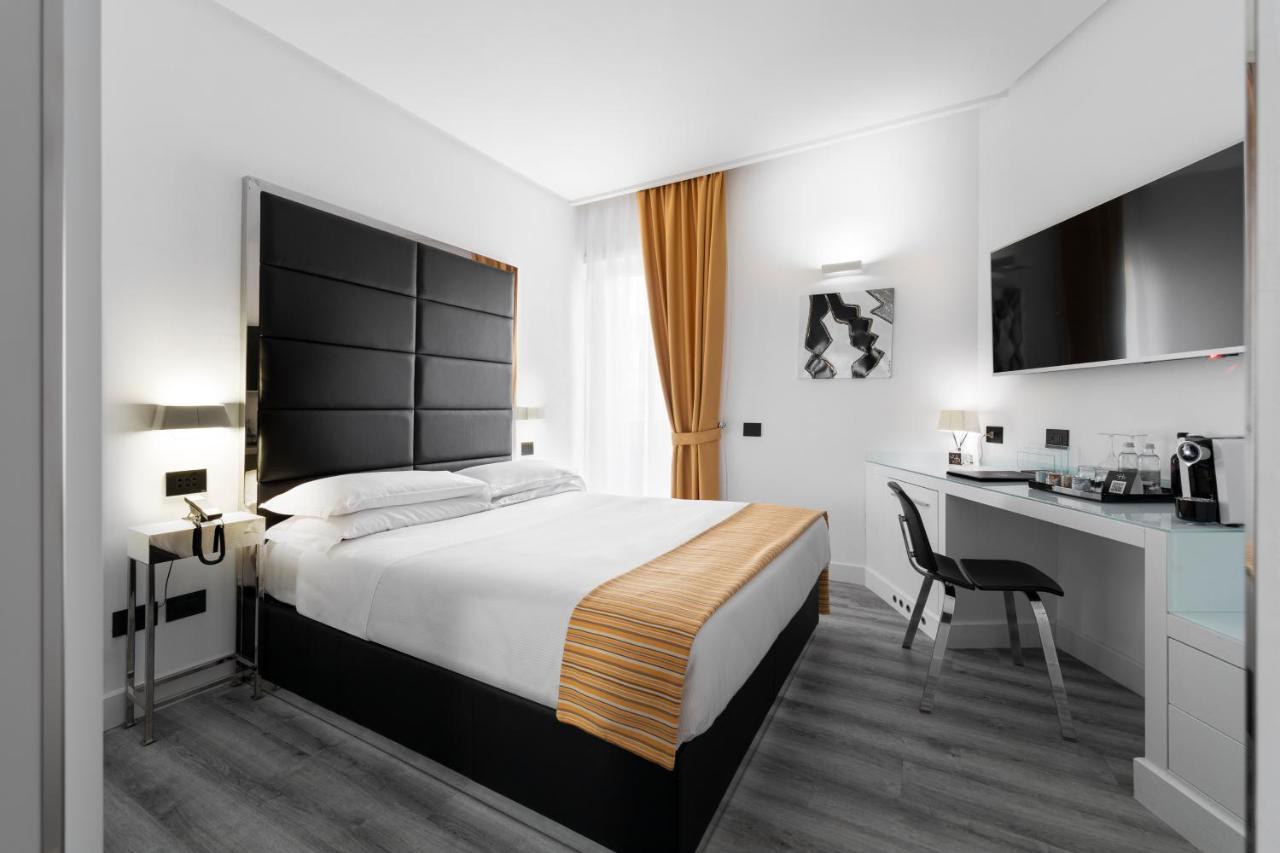 Hotel Lhp Palace & Napels